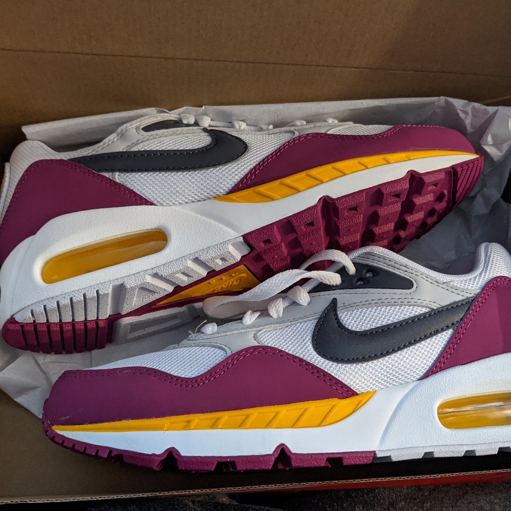 Nike air max correlates